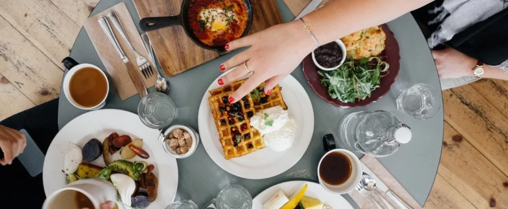 Food tours and experiences